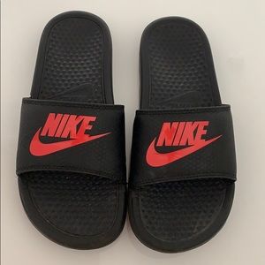 Nike Slides - Size 7